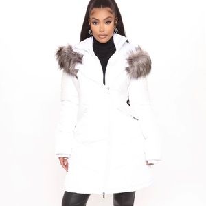 NWT Fashion Nova Heart of Manhattan Puffer Coat in White